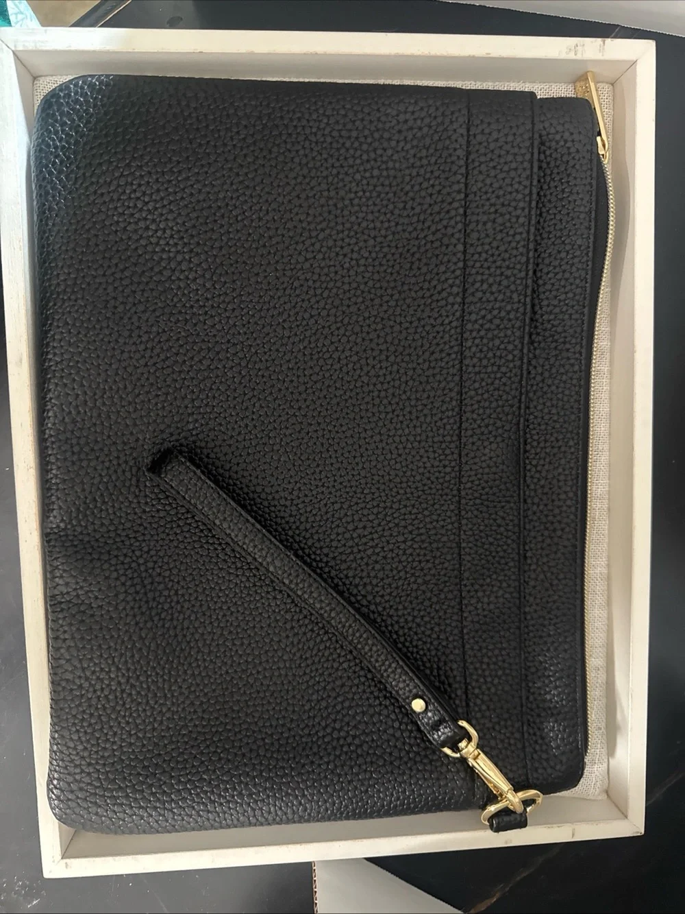 Itzy Bitzy Dialer Bag Clutch Black Pebble Wristlet